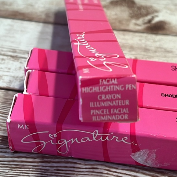 NEW Mary Kay Facial Highlighting Pen Shade 3 002450 - Picture 5 of 5